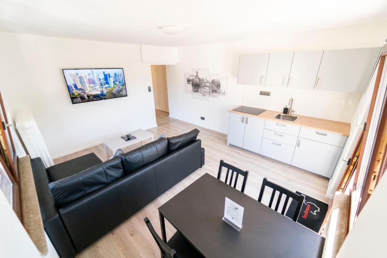 North Loop Rooms Аденау Екстер'єр фото