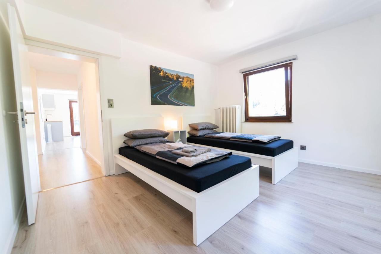 North Loop Rooms Аденау Екстер'єр фото