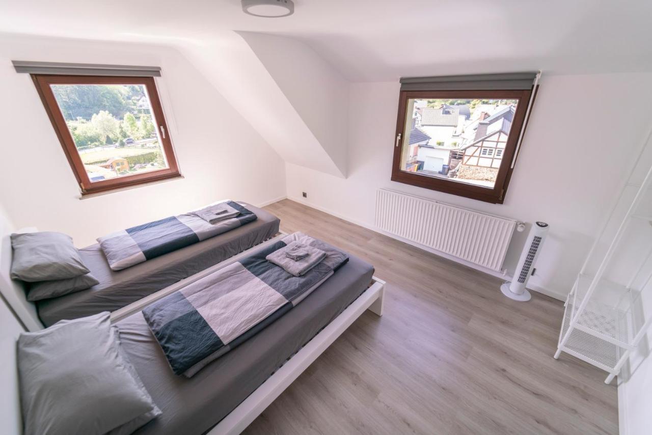 North Loop Rooms Аденау Екстер'єр фото
